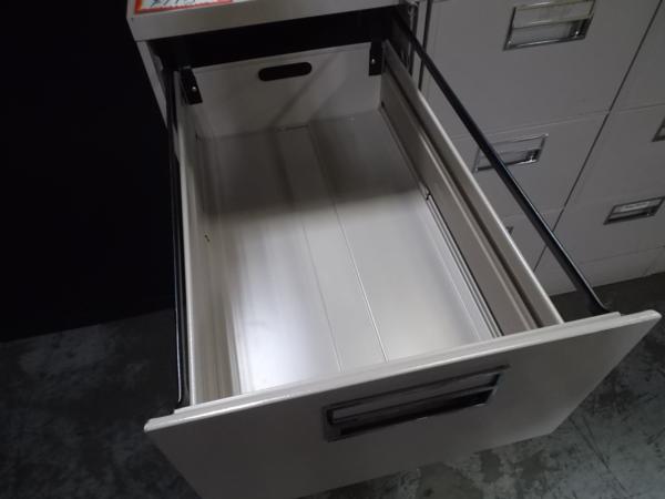 USED STEELCASE 3 DRAWER LEGAL FILES