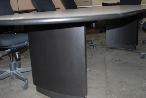USED LAMINATE CONFERENCE TABLE